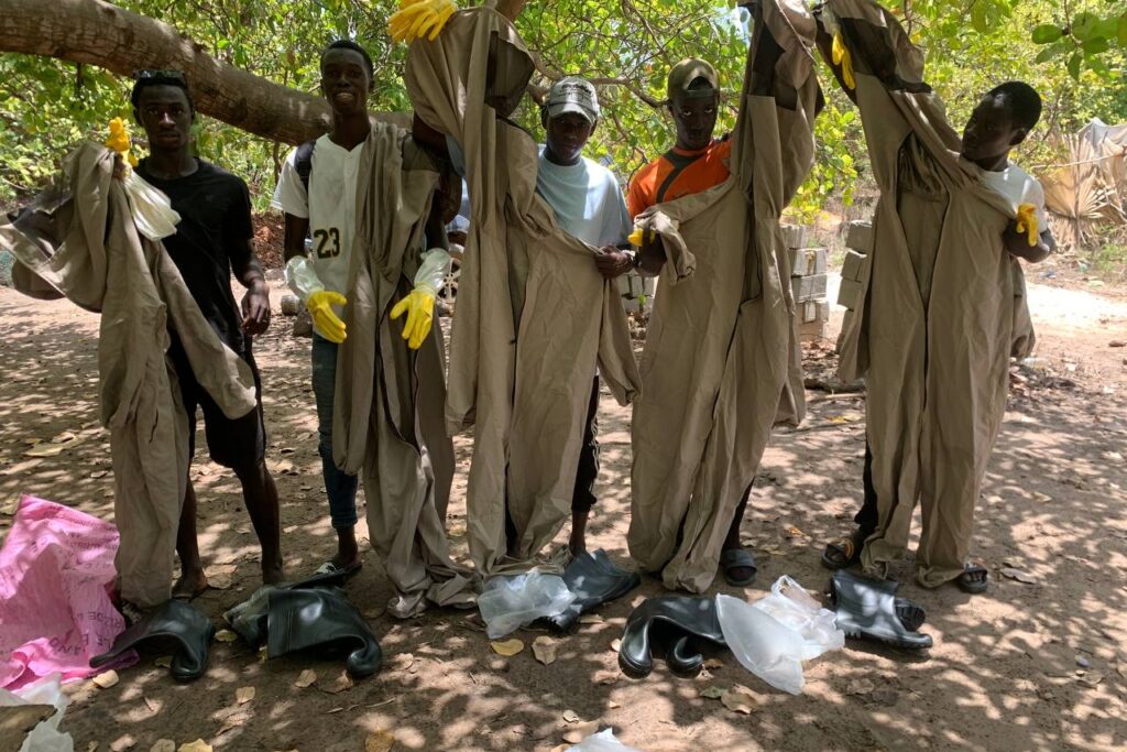 Honig statt Hoffnungslosigkeit – Waisenkinder werden Imker